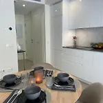 Апартаменты Private Garden Retreat With Pool, Walk To Нерха