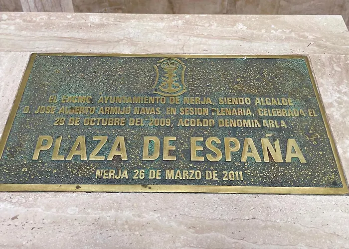 Appartement Private Garden Retreat With Pool, Walk To Nerja